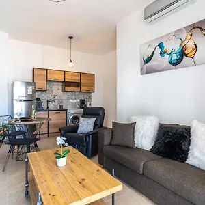 Nala - 2 Bedroom In , Larnaca Cypr